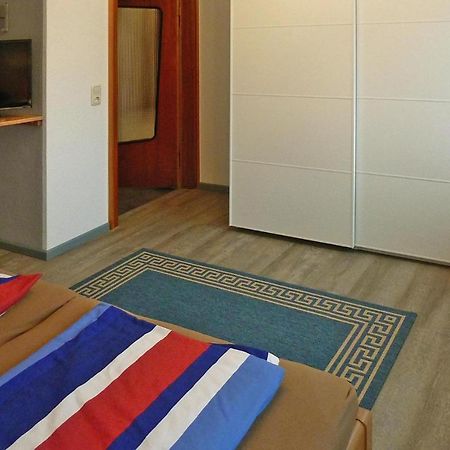 Holiday Apartment An Der Meisse, Bergen Bleckmar Екстериор снимка