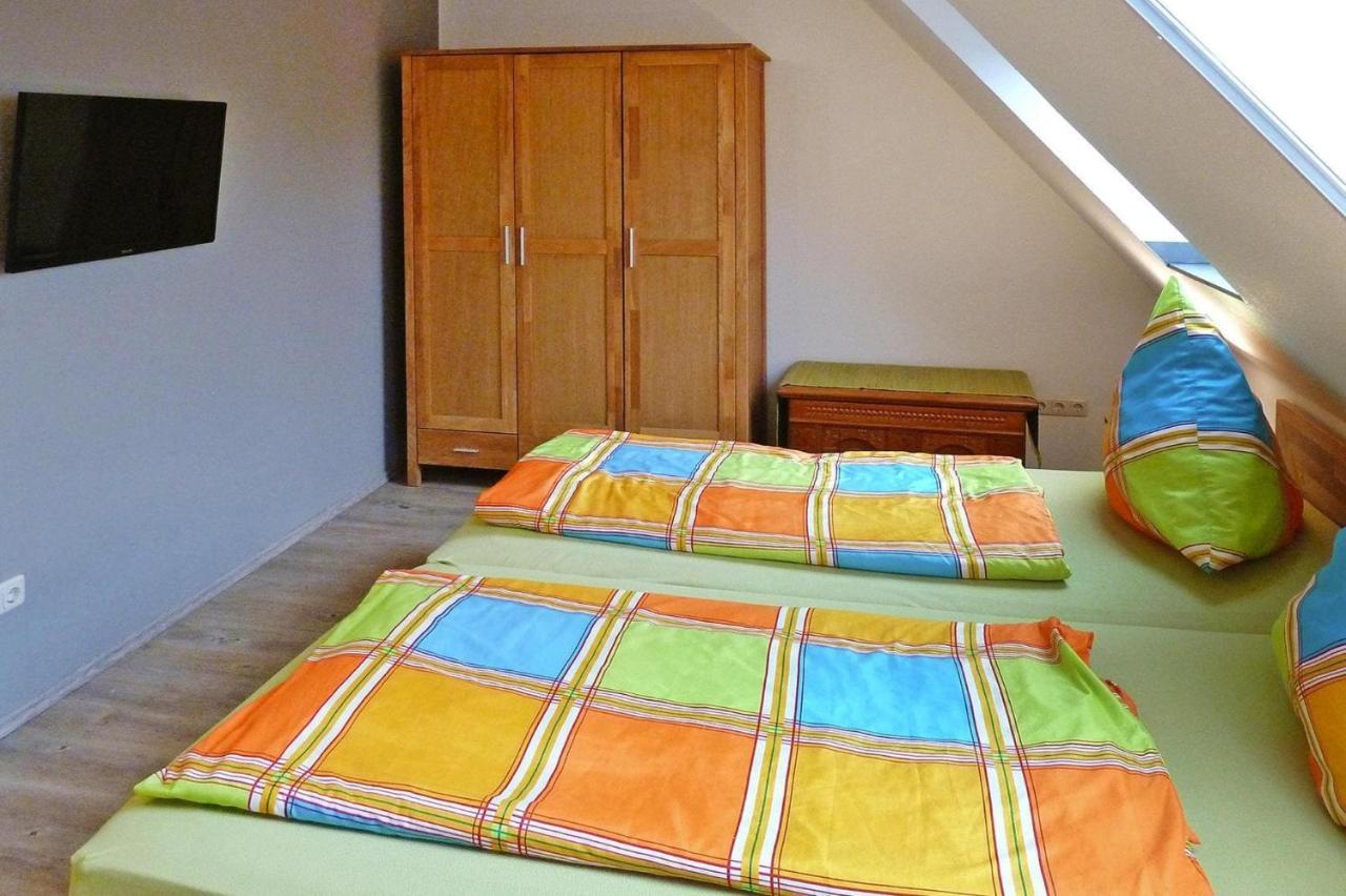 Holiday Apartment An Der Meisse, Bergen Bleckmar Екстериор снимка